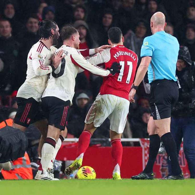 cover art for Martinelli's Disgraceful Behaviour & The Title Race Back On... Big Midweek PL Review