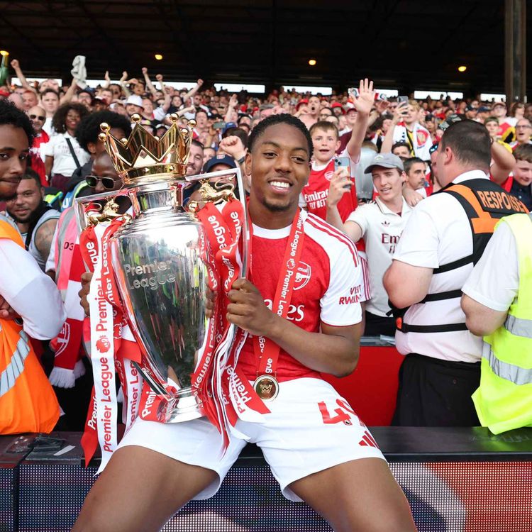 cover art for Transfer Insiders: Myles Lewis - Skelly focused on Arsenal despite interest from other clubs