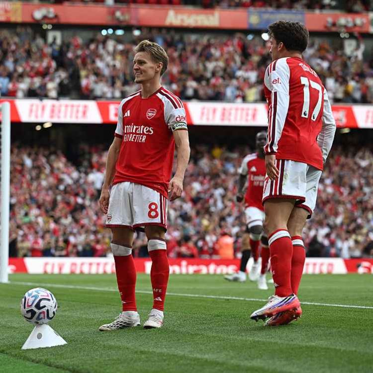 cover art for Ode-WOW! Arsenal Paint London Red