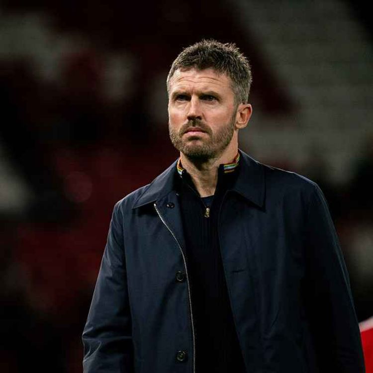 cover art for Man United Meltdown: Is Carrick in Trouble?