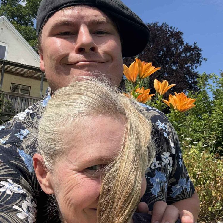 cover art for Gubben Med Hatten #28 - Fölprägling & Ryttarrädsla – När gamla mönster rider med