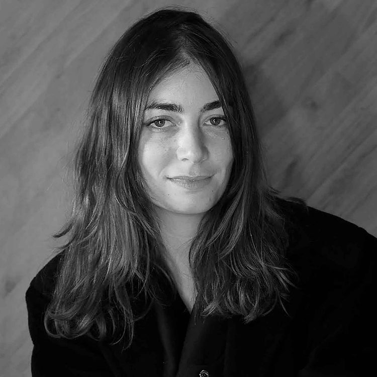 cover art for #12 Romy Trajman : Peut-on guérir les blessures du passé familial ?