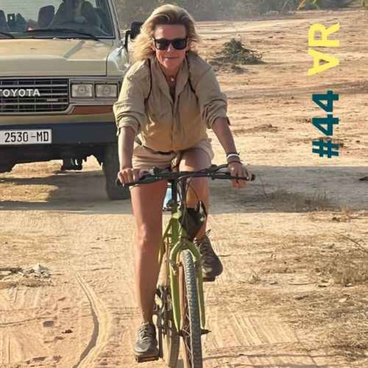 cover art for Élodie Arrault, aventurière humanitaire