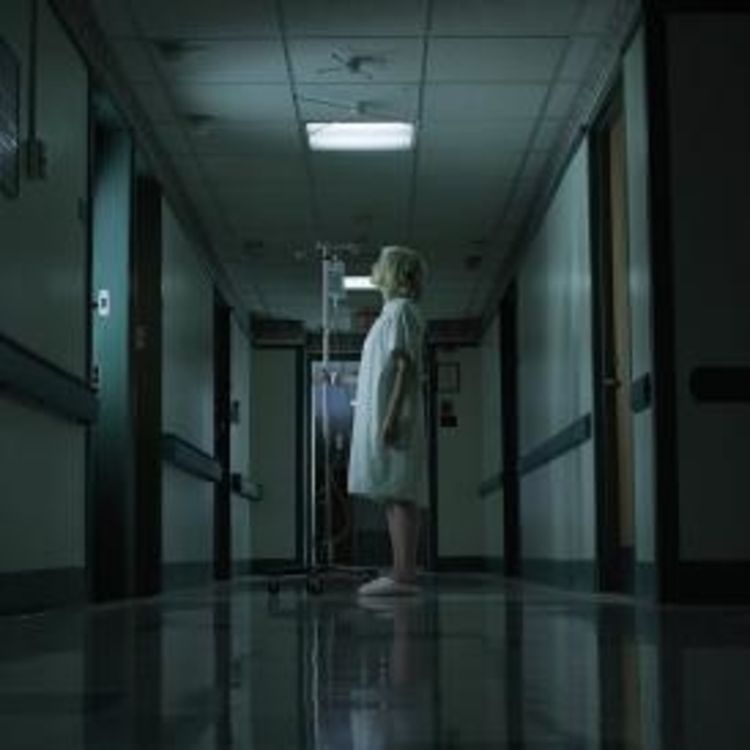 cover art for La Hora Oscura T03E02: "Terror en el hospital: los sanatorios malditos más famosos de España"