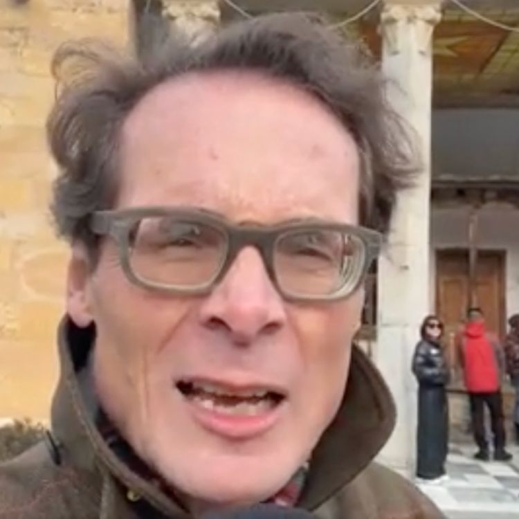 cover art for Köppel in Georgien: Stalins Geburtshaus, das Mausoleum des Diktators