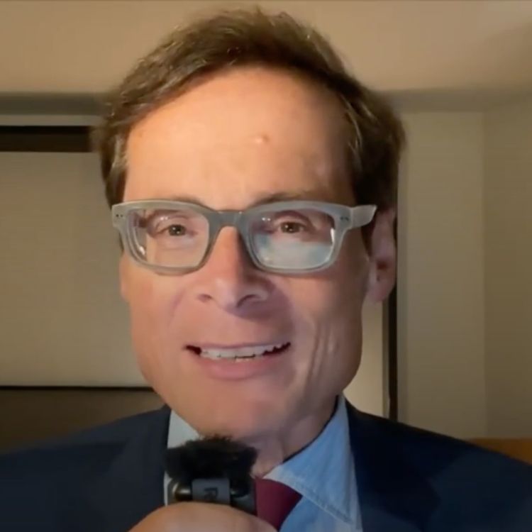 cover art for Nick Hayeks Punktlandung gegen Trump – Weltwoche Daily CH