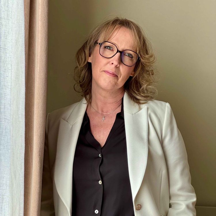 cover art for Élisabeth Nado, esthéticienne #91