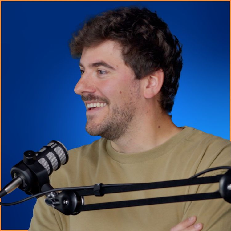 cover art for Meer dan goals: hoe Club Brugge bouwt aan digitale beleving - Bruno De Poorter | 52 Topics S3 - #12