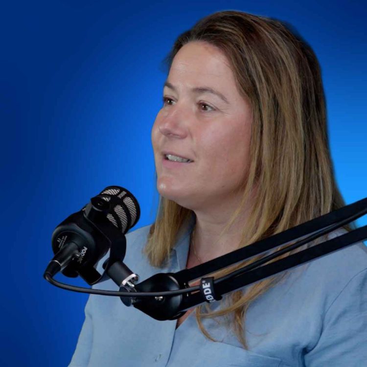 cover art for Human First in een digitale HR-wereld met Hanne Vermès 52 Topics | S3 - #17