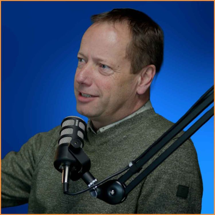 cover art for Waarom IT niet meer bij IT ligt: de shift naar ‘New Style of Business’ | 52 Topics S3 - #35