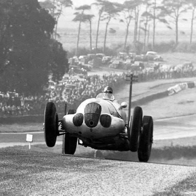 cover art for #5 EV State of the Nation: Oli, the Funky Cat, and the Silver Arrows