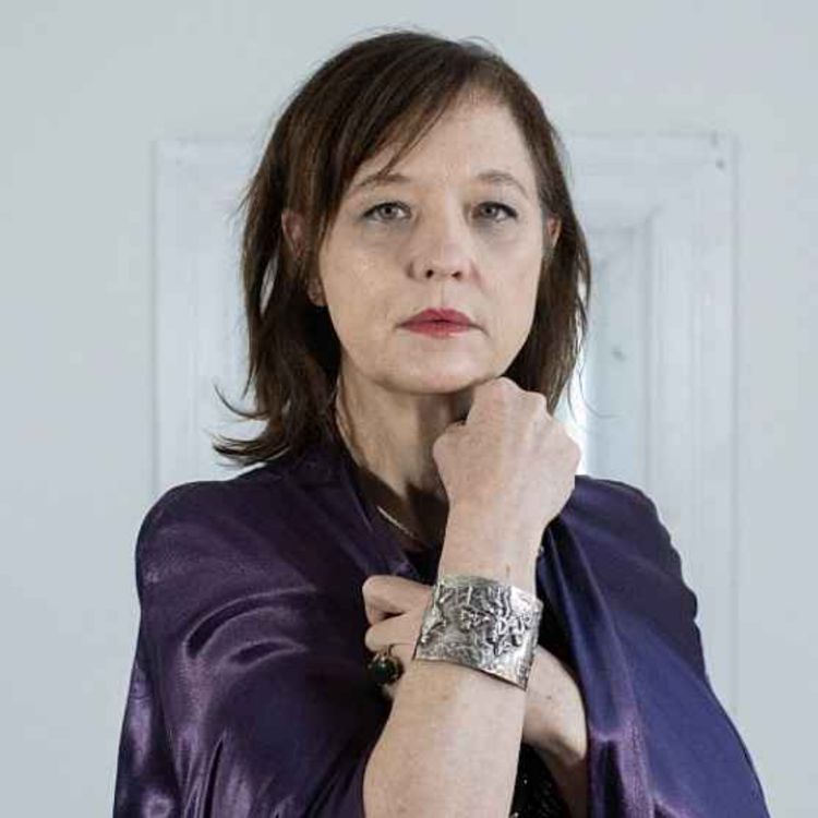 cover art for Episode 647: Mary Timony