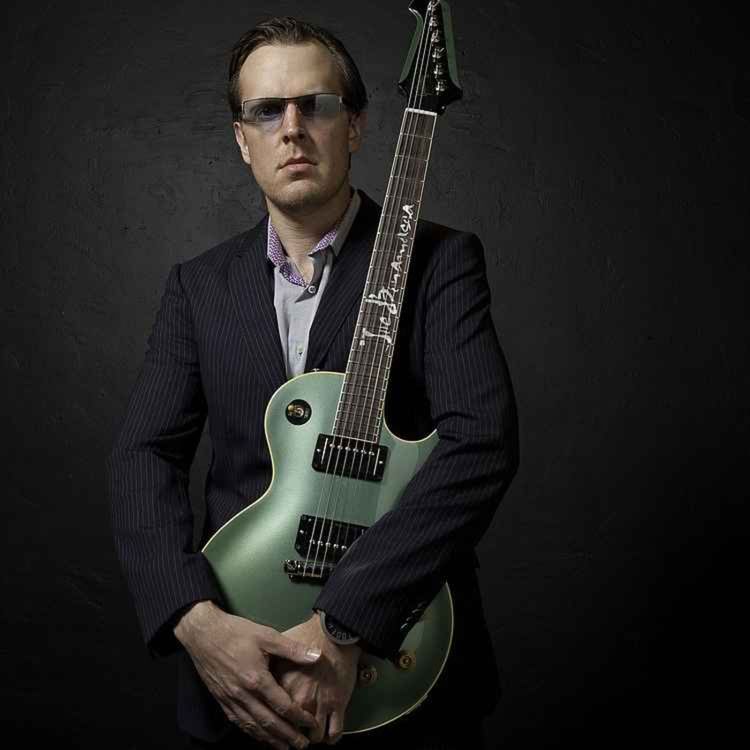 cover art for Episode 662: Joe Bonamassa