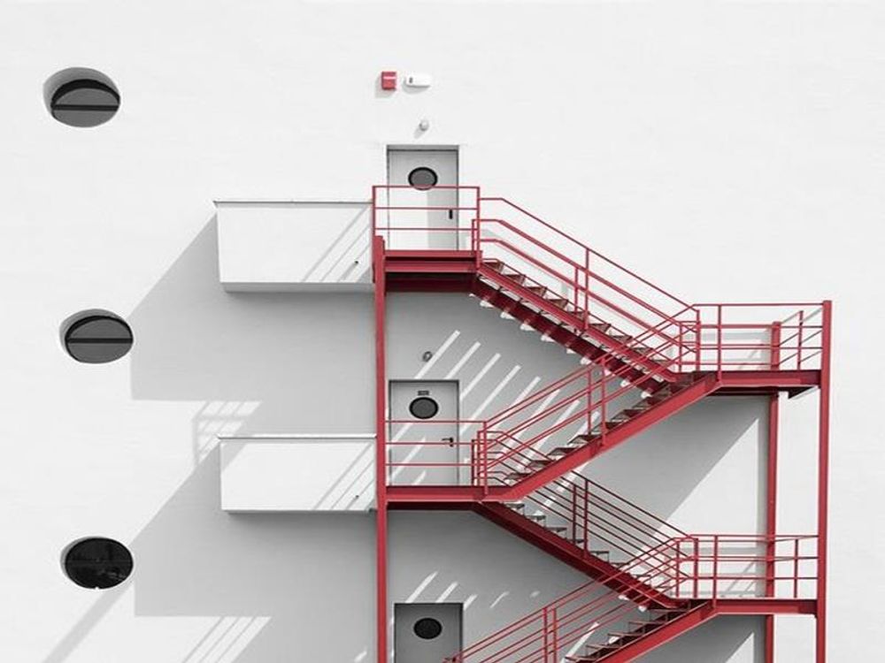 cover art for Quy Định Về Chiều Rộng Lối Thoát Hiểm Mà Bạn Cần Biết