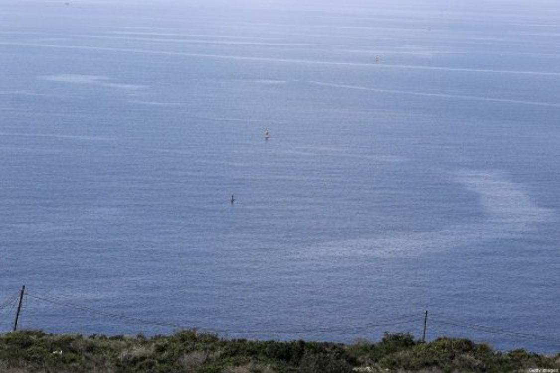 cover art for El ejército de ocupación israelí comienza sus ejercicios cerca de la frontera con el Líbano.