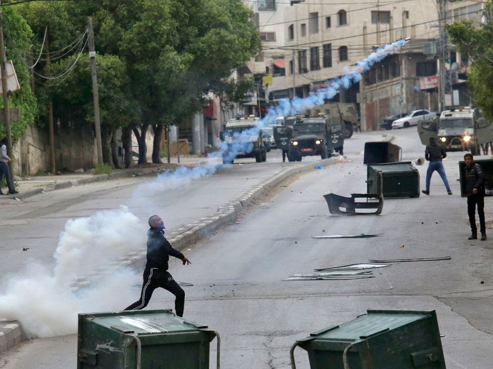 cover art for Segundo palestino muerto en Nablus por las fuerzas israelíes en 24 horas.