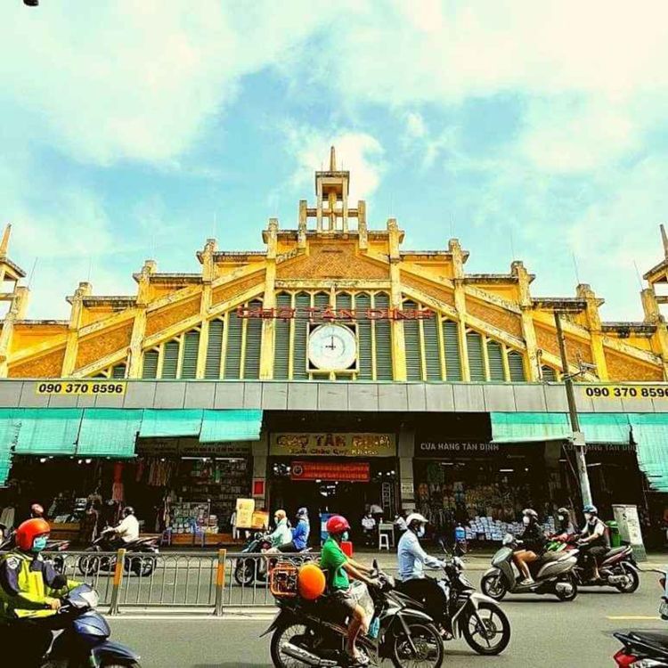 cover art for Một vòng khám phá chợ Tân Định