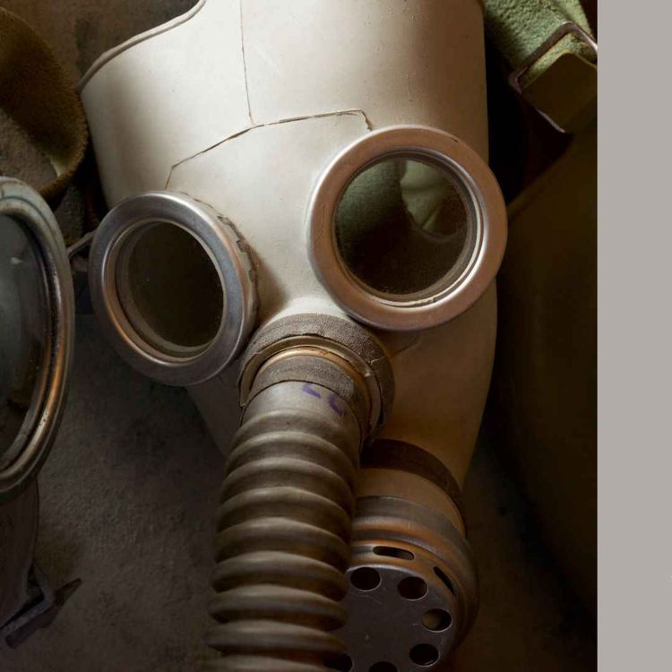 cover art for 439. Upprinnelsen till det kalla kriget (1945 - 1991) och Frank D Roosevelts egentliga frånfälle samt Hiroshimaförödelsen