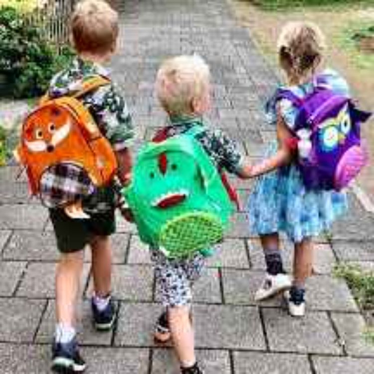 cover art for Πρώτη μέρα σχολείο Β μέρος