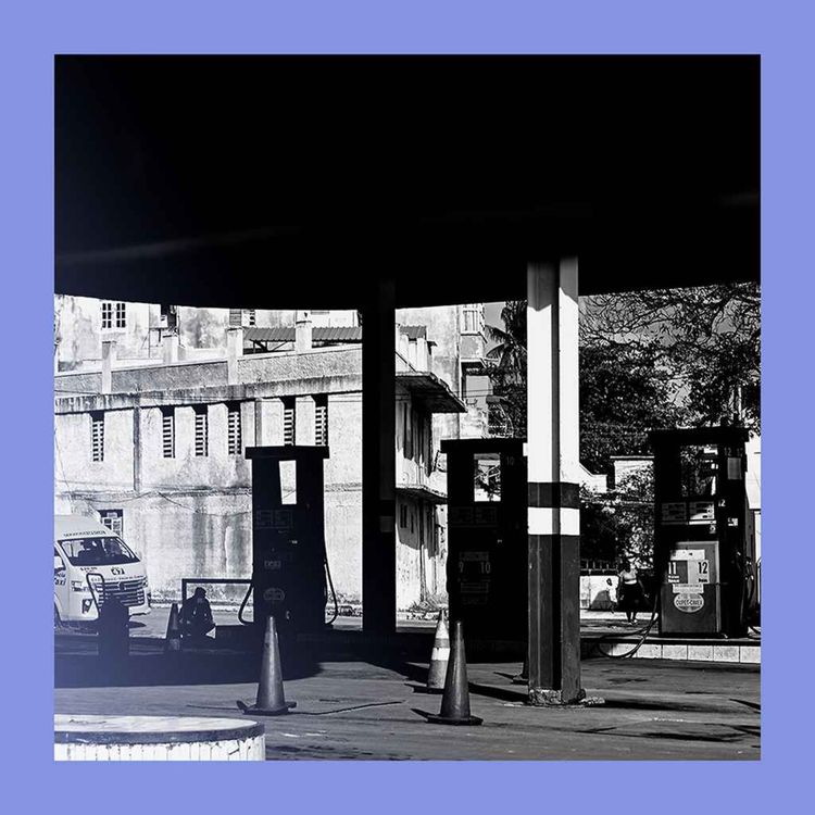 cover art for Hasta la victoria, quizás: Cuba’s broken economy