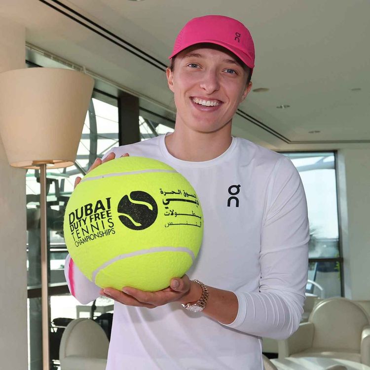 cover art for Iga Swiatek aiming to dominate the 2024 Dubai Tennis Championships. 20/2/24