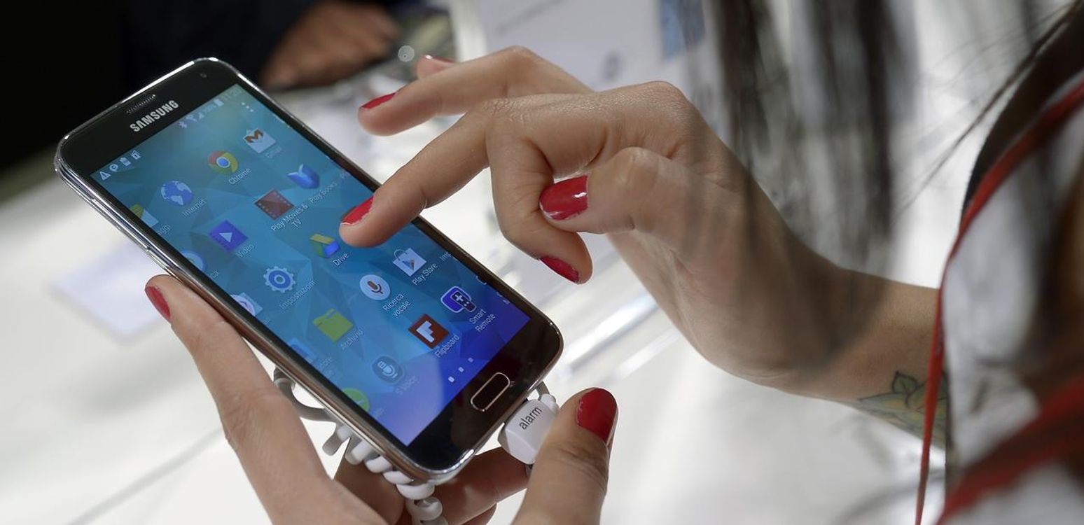 cover art for Internet Histories for Sale, Trump Sued for Sexual Assault & Uber's Regrettable Diversity Report