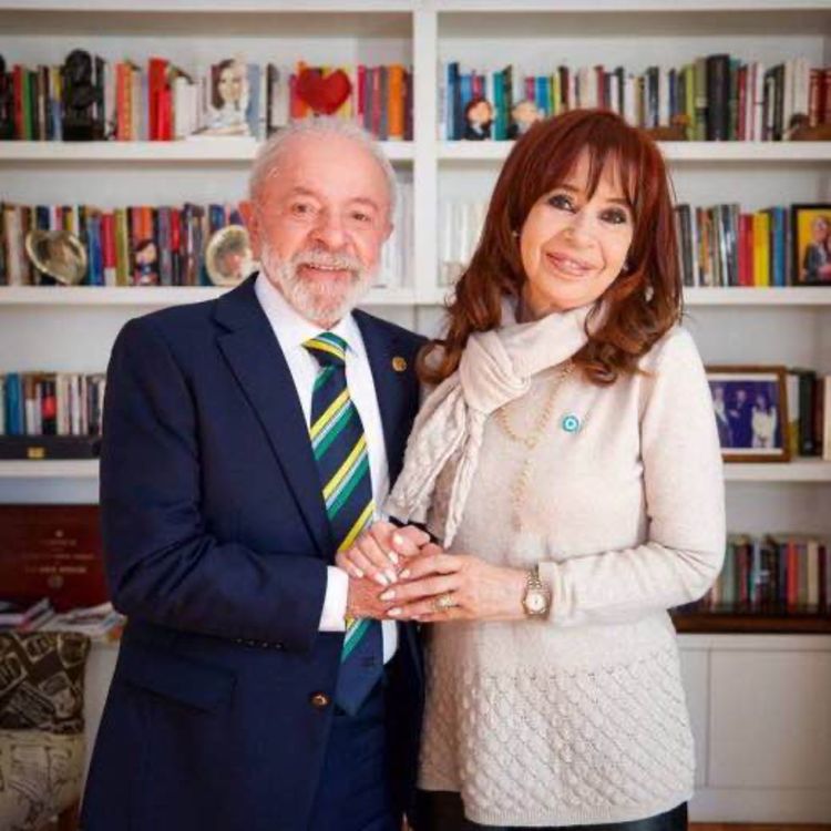 cover art for CFK INCITA A REBELION