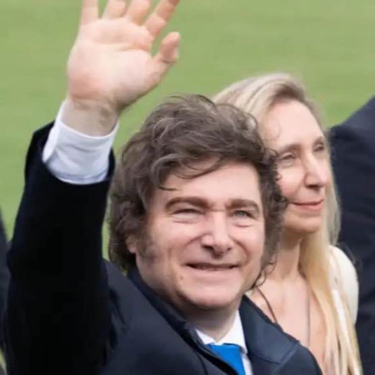 cover art for DOS AÑOS DE MILEI