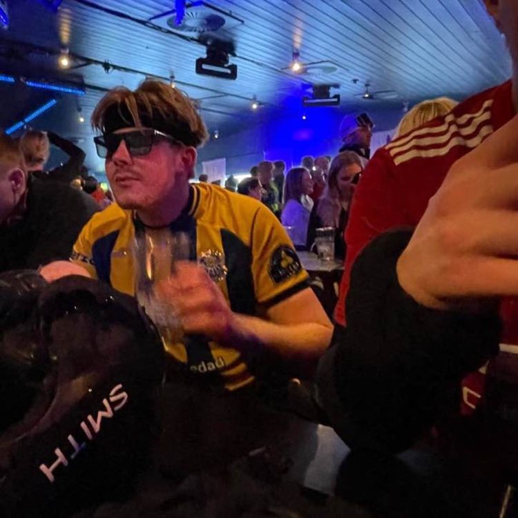 cover art for Jacuzzi trubaduren 