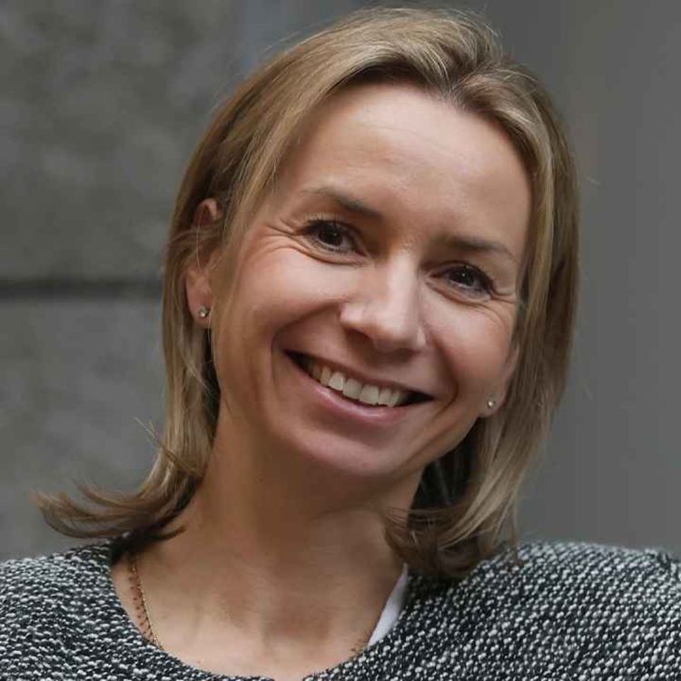 cover art for Godt nytt år - med Tonje Jensen, konsernsjef