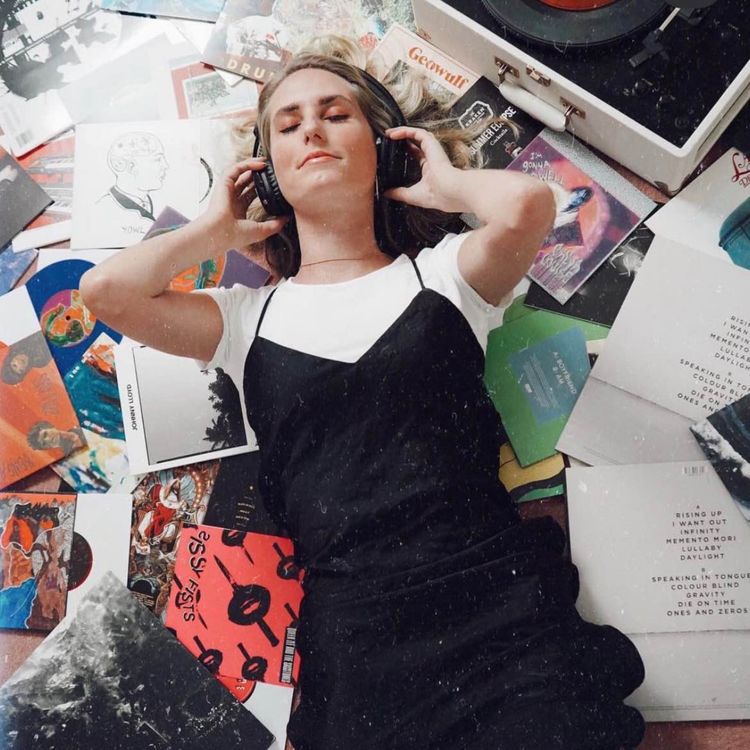 cover art for Episode 9: Sophie Eggleton - Interviewer / Podcaster