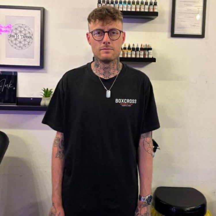 cover art for Episode 39: Tom Ogden - Tattooist (Ex- Deaf Havana/Car Crash Lullaby)