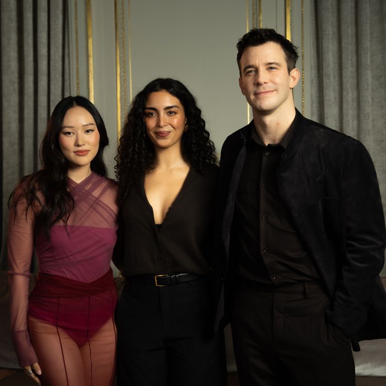 cover art for Bridgerton & Booktok avec Luke Thompson et Yerin Ha 