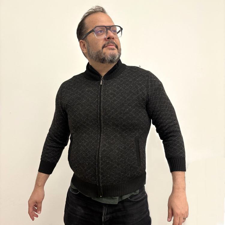 cover art for Men’s Elegant Cardigan, XL