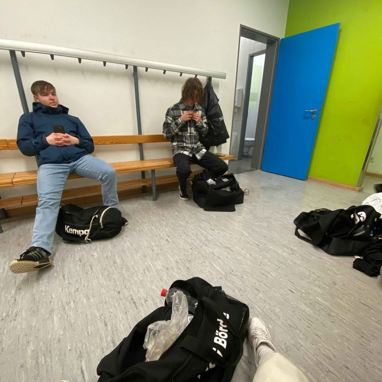 cover art for Acht Folgen am Stück