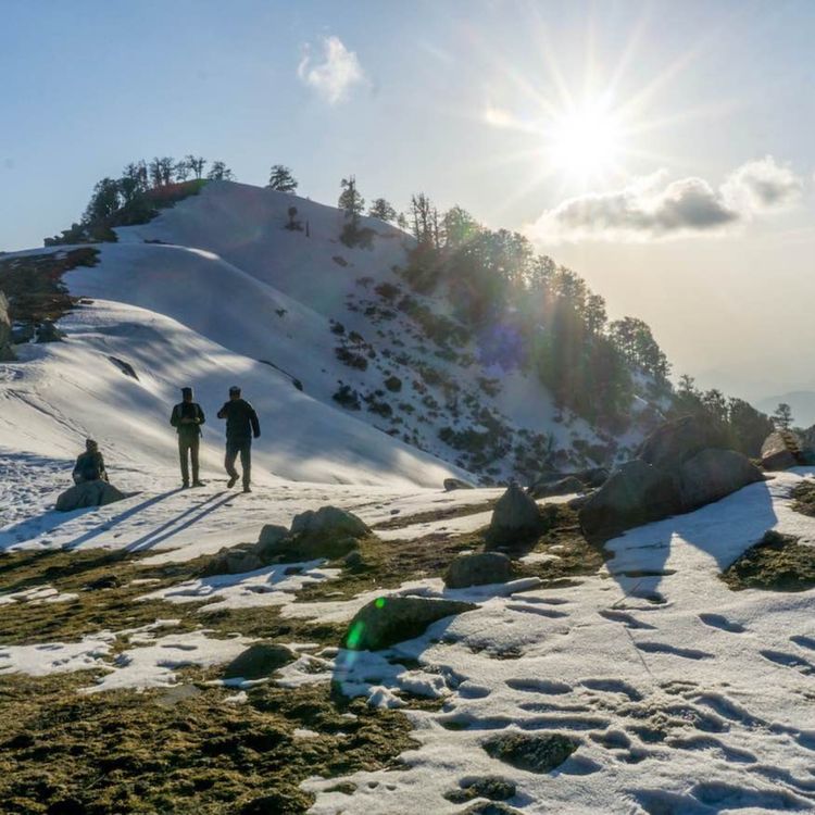 cover art for རི་འཛེག་བཞིན། - While Hiking