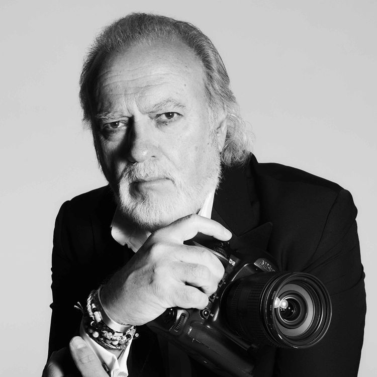 cover art for London’s Premier Party Photographer on the Art of Working a Room 