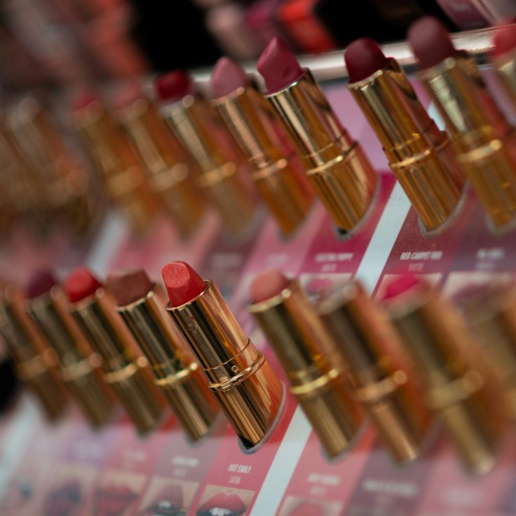 cover art for Beauty Is in Its Flop Era