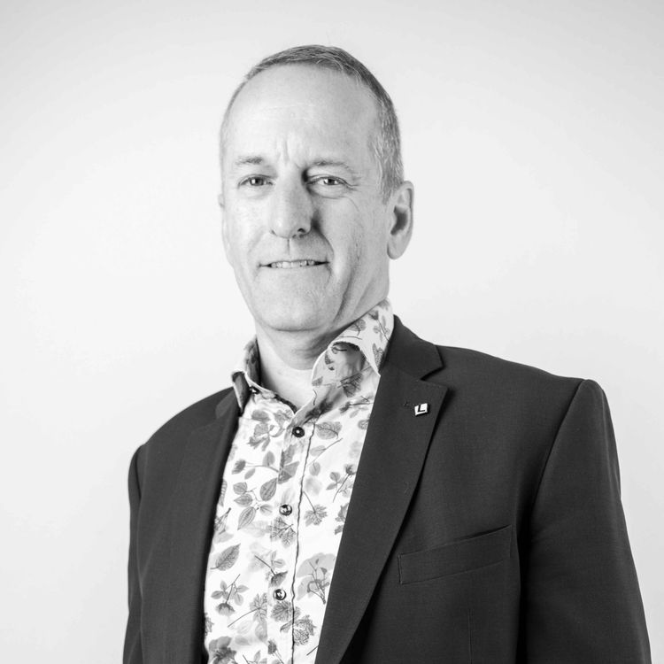 cover art for Entrevue #493 - Mario Dion, Directeur principal chez Lussier.co (Moyennes et Grandes entreprises - Région de l'Est)