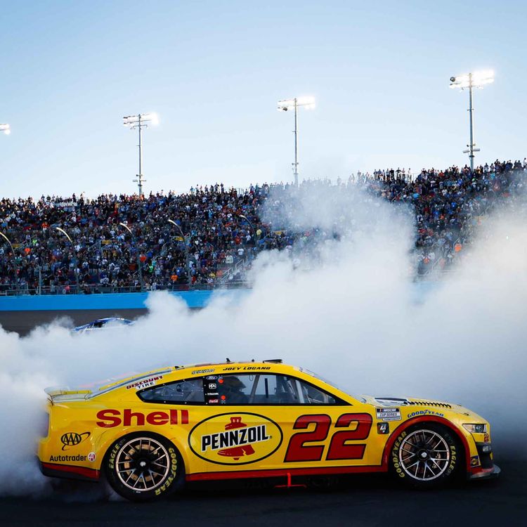 cover art for The one about how mids the Phoenix championship race was