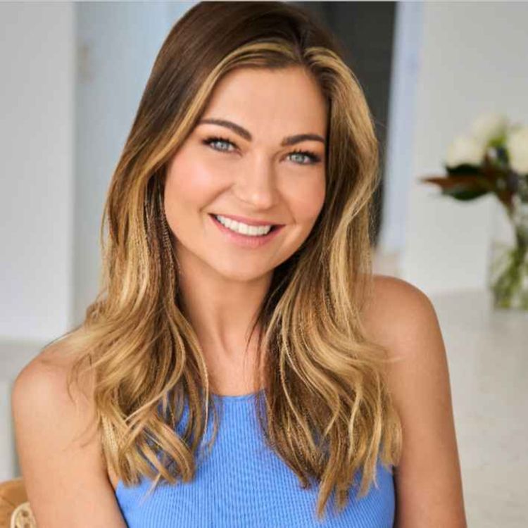 cover art for 232. Transformation and leaning into fear for huge growth with Ash Butterss