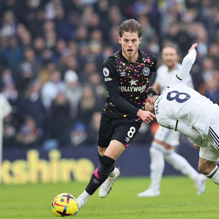 cover art for Leeds 0 Brentford 0 - Post Match Podcast From Elland Road