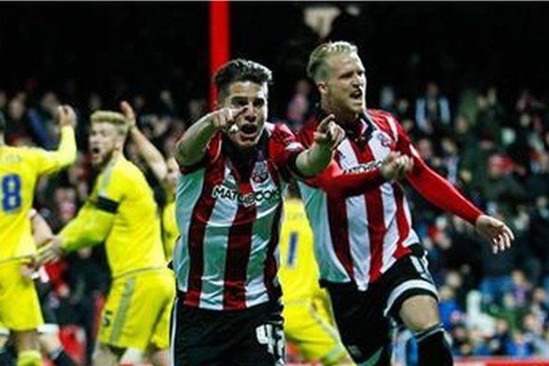 cover art for 905:  Spreadsheet Winkers, Greener Grass and One Hundred and Forty Eight-man Squads - Nottingham Forest v Brentford preview podcast