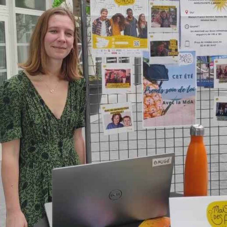 cover art for LE MICRO EN MAIN : La Maison des Adolescents du Maine-et-Loire : un soutien de proximité pour les jeunes