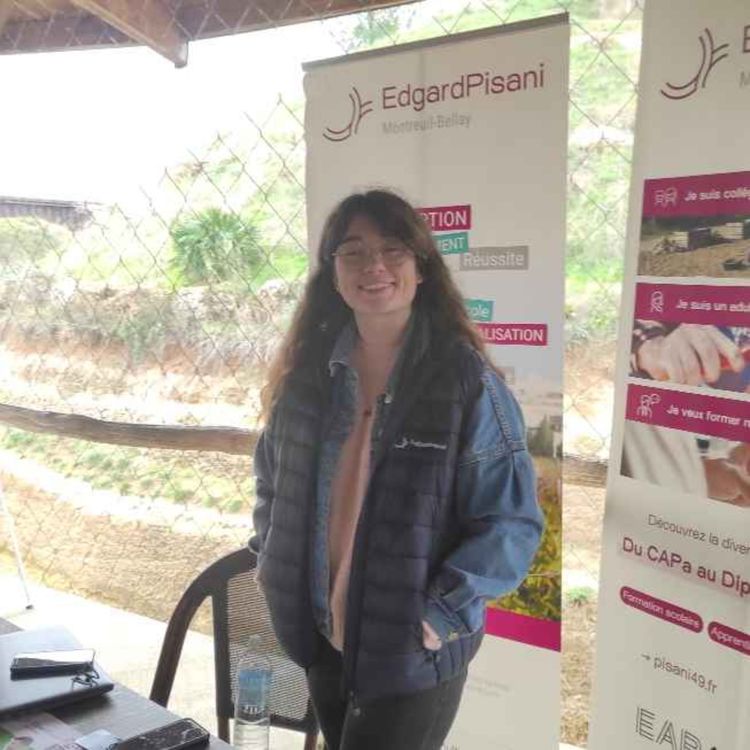 cover art for Le Micro en Main : À la découverte de l’EPLEFPA Edgard Pisani de Montreuil-Bellay