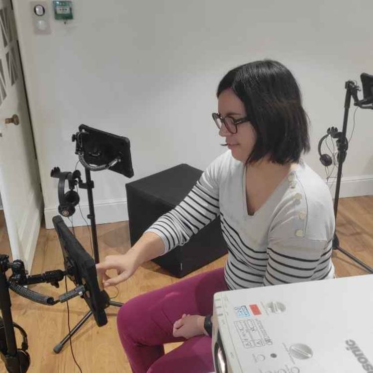 cover art for LE MICRO EN MAIN : Découverte de la Micro-Folie de Baugé-en-Anjou