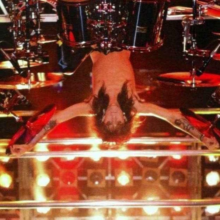 cover art for Mötley Pöö