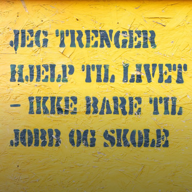 cover art for Lytt til saken: Her samler de hele hjelpeapparatet for å få ungdommen tilbake