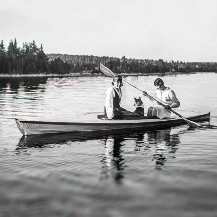 cover art for Editin suku - 6 neitoa saarella ja Heikin äidin täpärä pelastuminen jäistä.