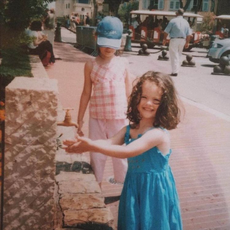cover art for THINGS WE'D TELL OUR YOUNGER SELVES | feeling ugly, embarrassment and life's lessons & challenges